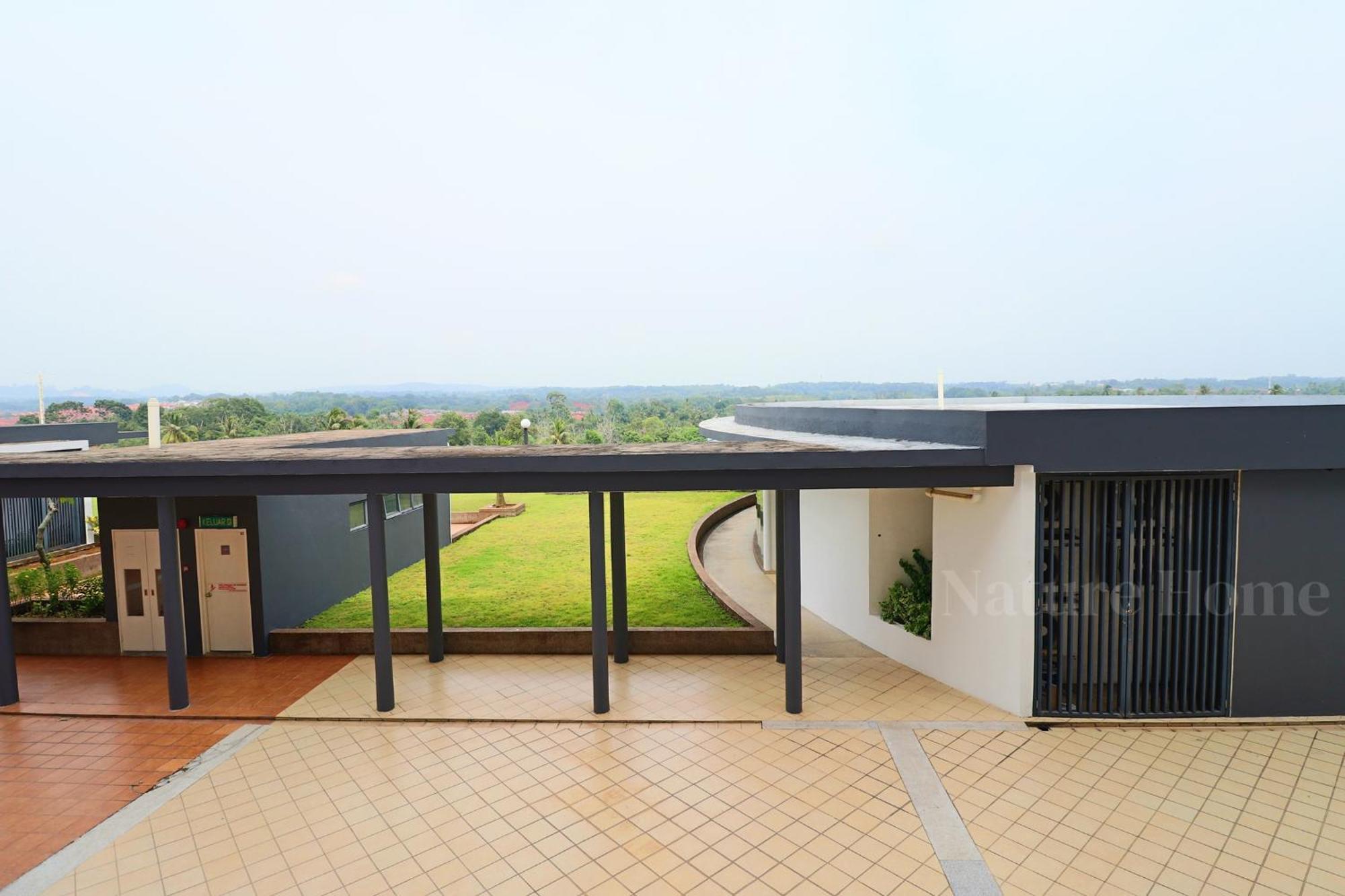 Swiss Garden Residences By Nature Apartment